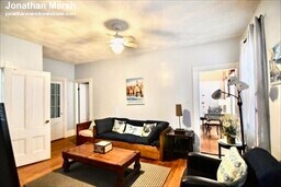 Building Photo - 356 Dorchester St