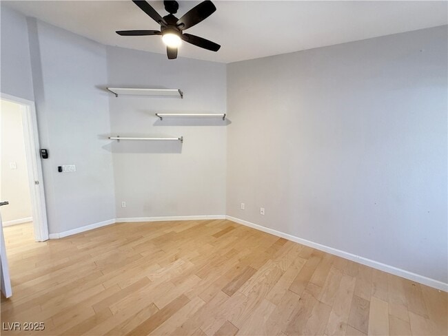 Building Photo - 3744 Crescent Canyon St