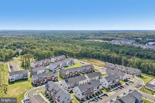 Building Photo - 158 Woodgate Cir