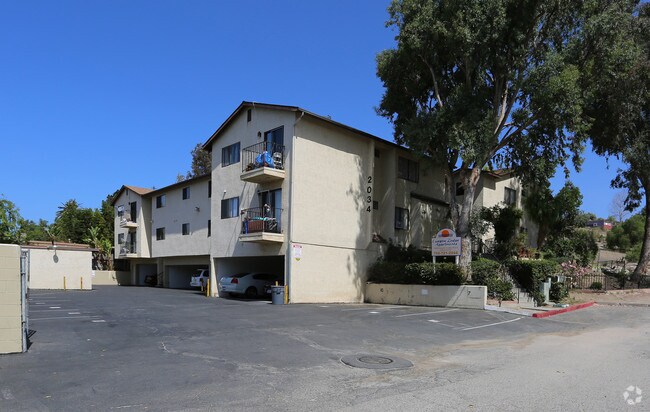 Primary Photo - Canyon Lodge Apartments