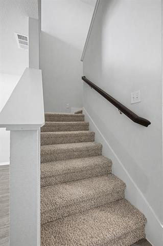 Building Photo - 212 Arbor Ct