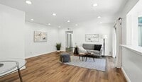 Building Photo - Beautifully Remodeled 2-Bedroom Condo in Mission Valley
