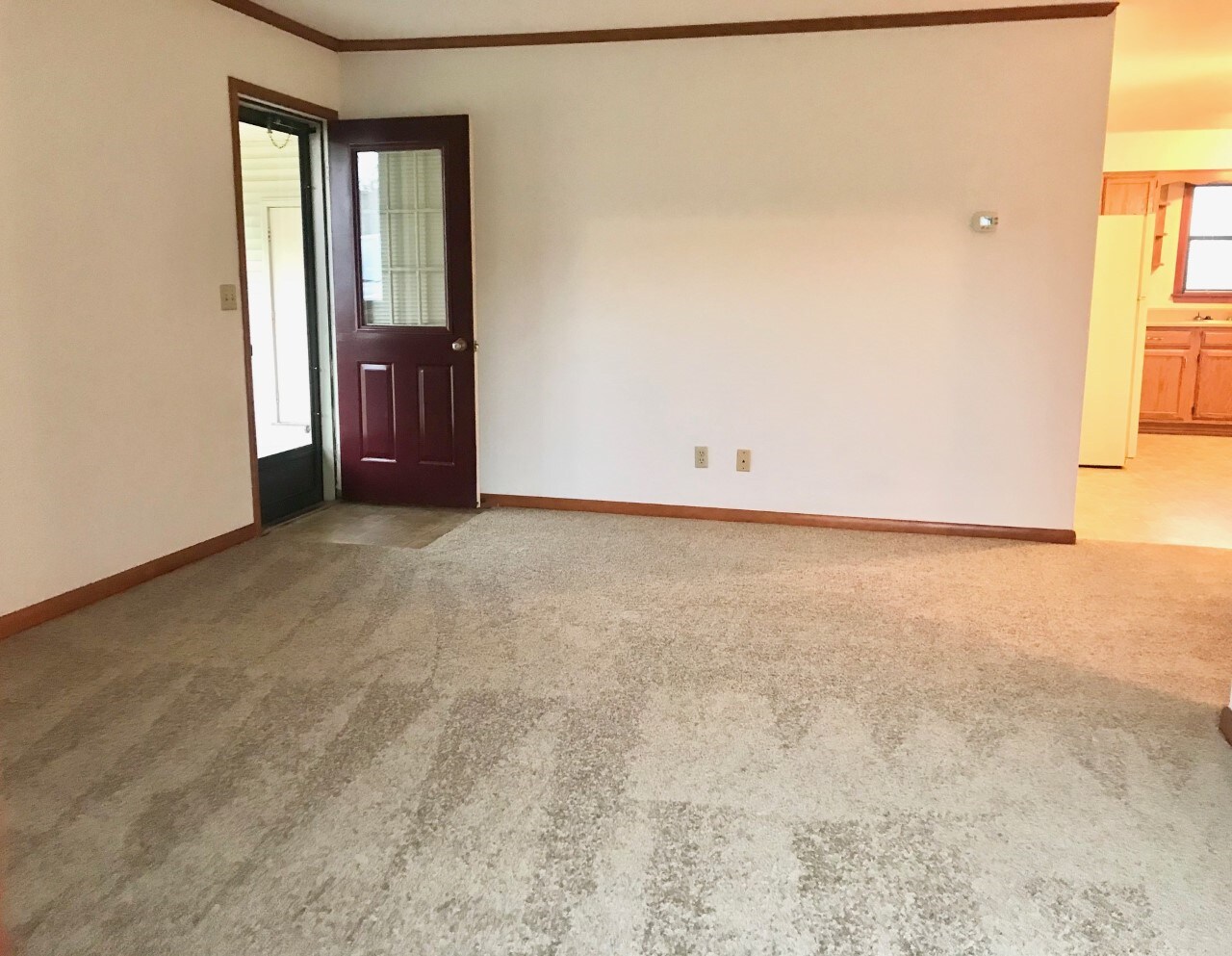 Building Photo - 547 Circle Pine Dr