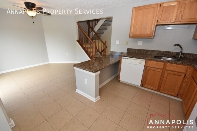 Building Photo - 2447 Warm Spring Way