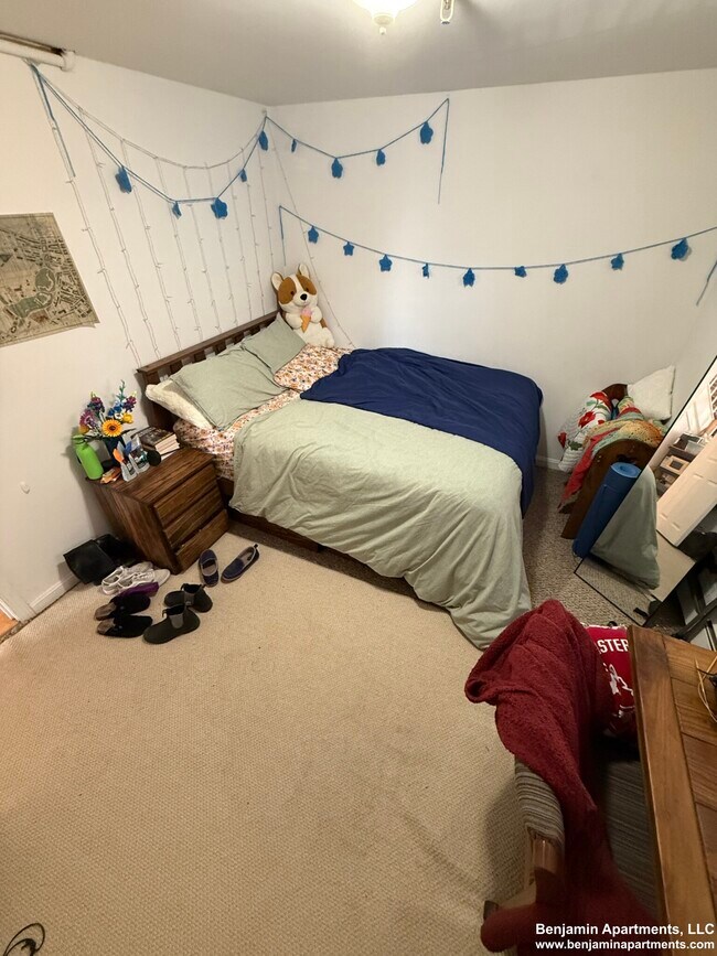 Building Photo - 168 Northampton St