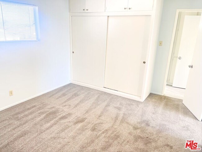 Building Photo - 12210 Birch Ave