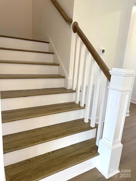 Building Photo - 8070 Blackwood Rd