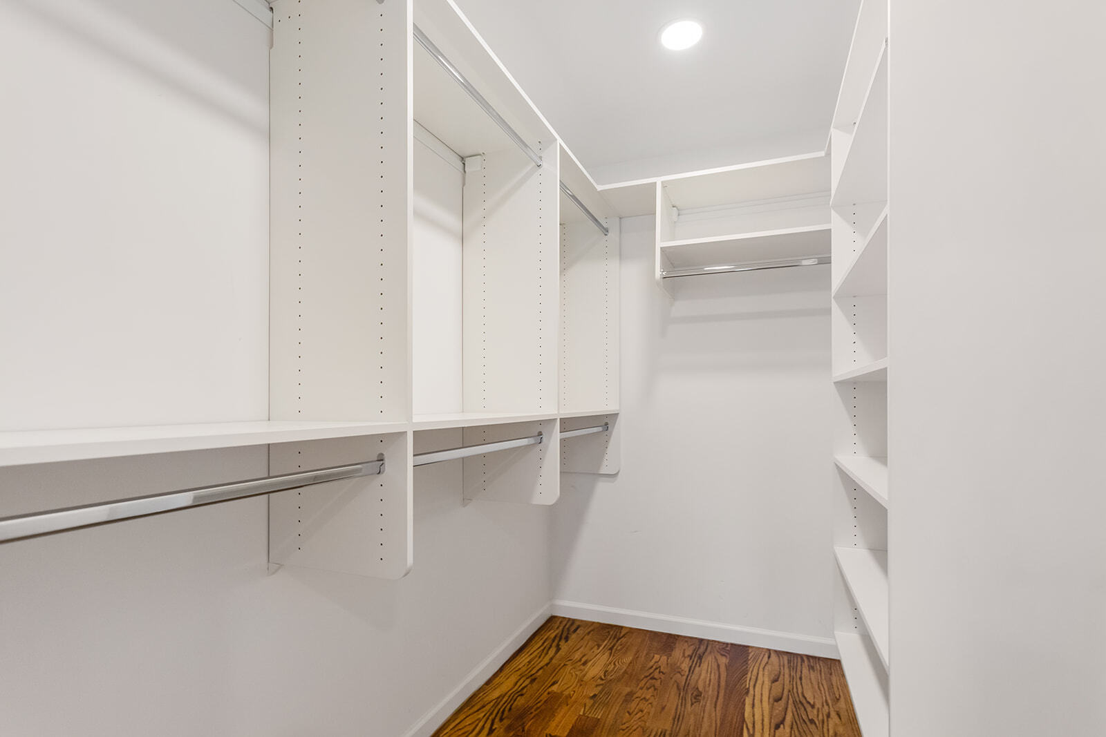 Building Photo - 20 Zazzetti St