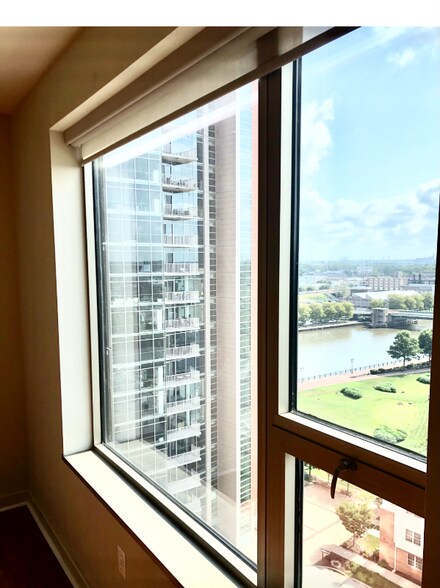 Building Photo - 105 Christina Landing Dr