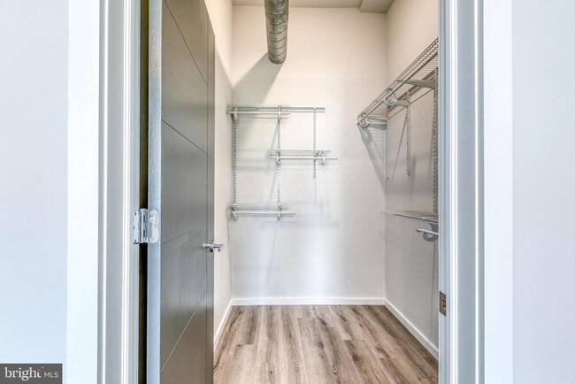 Building Photo - 4800 Brown St