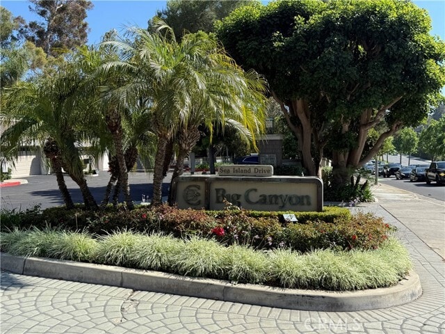 Building Photo - 3 Sea Island Dr