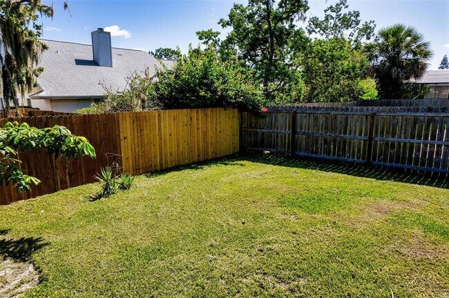 Building Photo - 308 Alba Ln