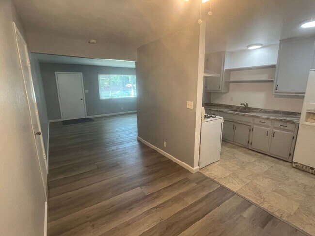 Building Photo - 16877 Antelope St