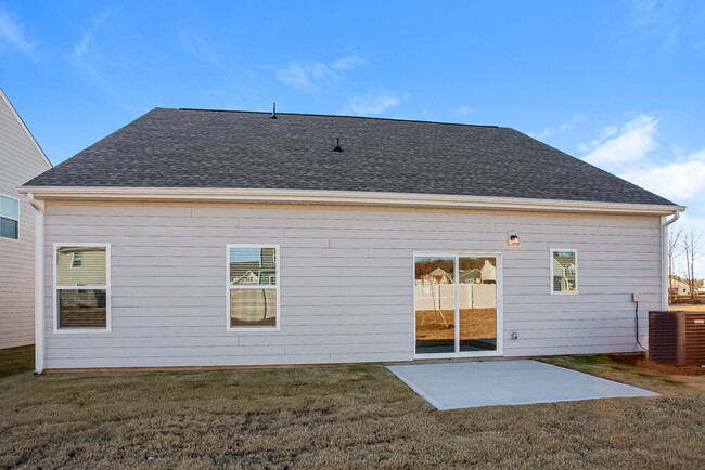 Building Photo - 136 Adams Tree Wy