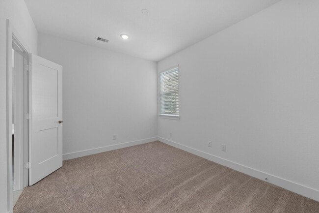 Building Photo - 447 Pk Hl Ct