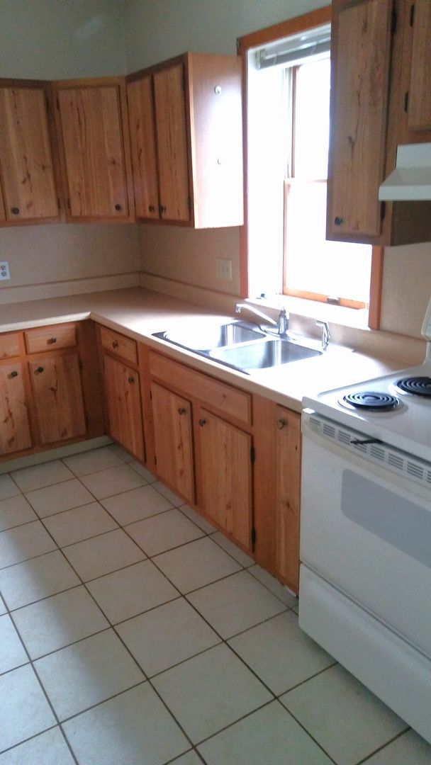 Building Photo - 88-90 Pidge Avenue