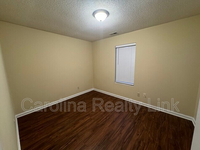Building Photo - 1206 Eagle Rock Ln