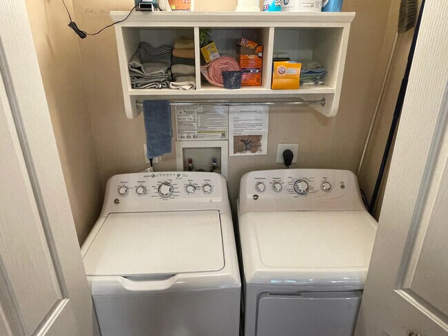 Building Photo - 600 S Dixie Hwy