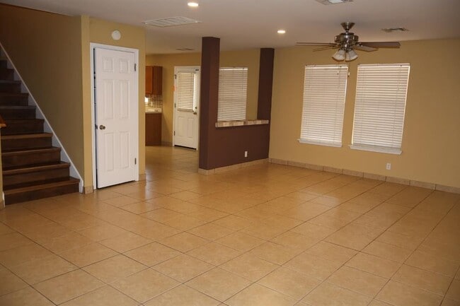 Building Photo - 104 Golden Gate Dr