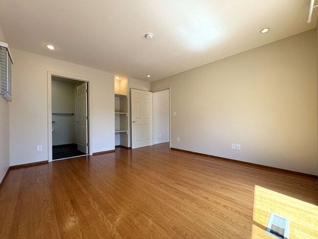 Building Photo - Charming Palo Alto Home with Beautiful Lan...