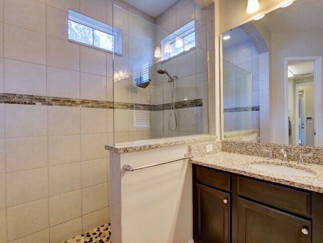 Building Photo - 9077 Neher St