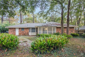 Building Photo - Old Landing 3 Bedroom in Covington! Must See!