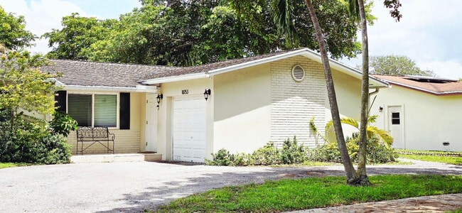 Building Photo - 10253 SW 50th St