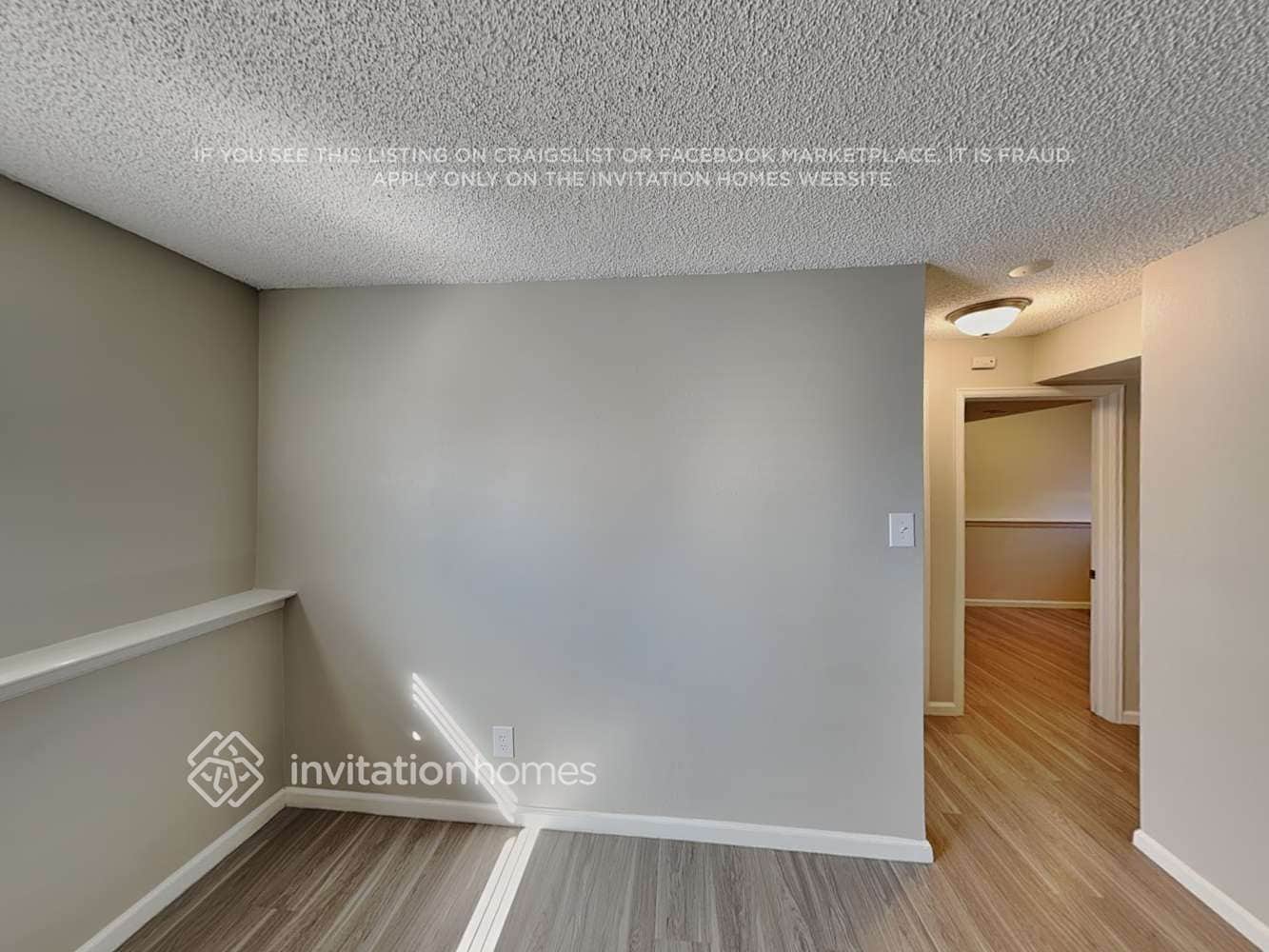 Building Photo - 12142 Bellaire Pl