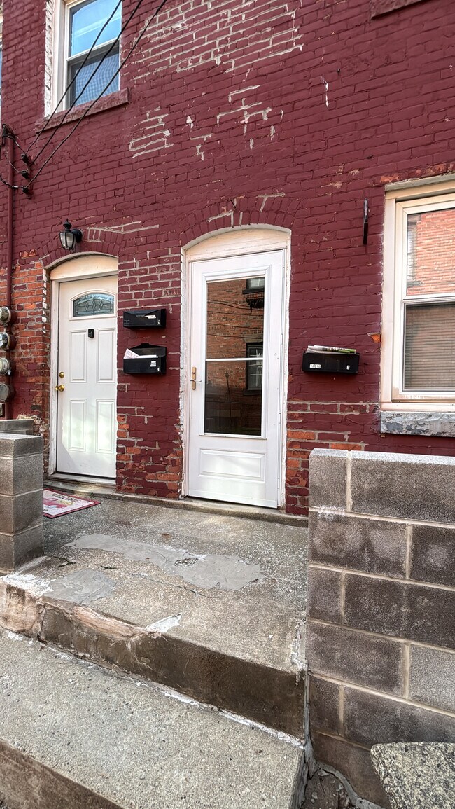 Building Photo - 12010 Paul Ave