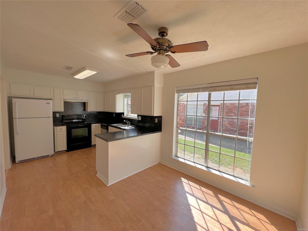 Building Photo - 5725 Bangor Ct