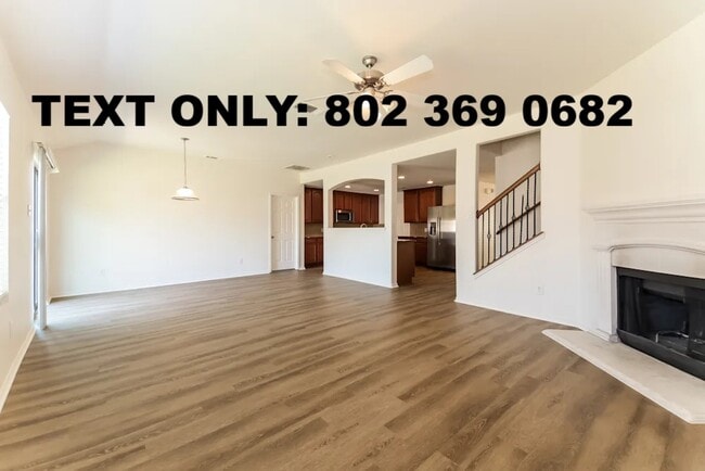 Building Photo - 4605 Dogwood Dr