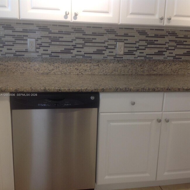 Building Photo - 11401 NW 89th St