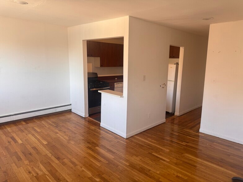 Building Photo - 7559 113th St