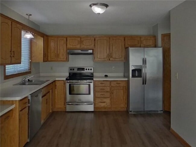 Building Photo - 1407 Primrose Ln
