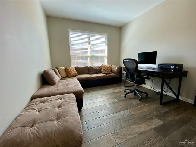 Building Photo - 5208 Escondido Pass