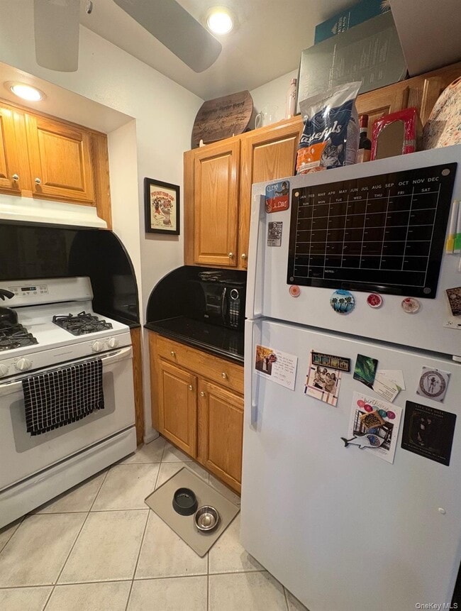 Building Photo - 55 Monroe Blvd