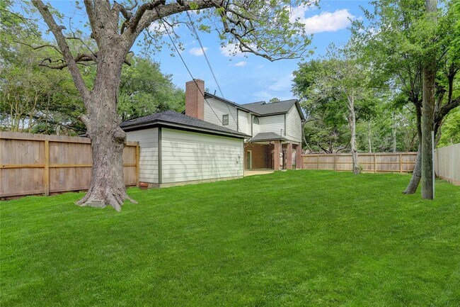 Building Photo - 4815 Willow St