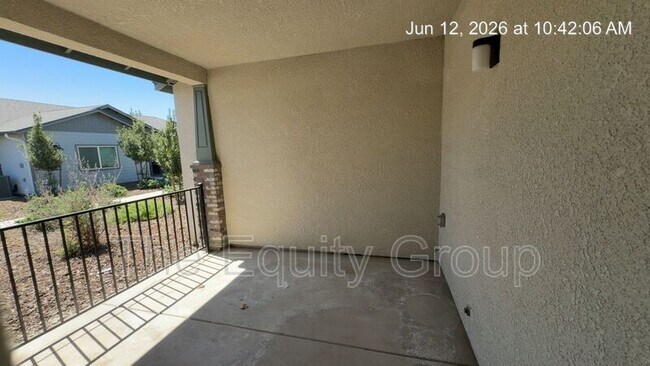 Building Photo - 510 S Summit St
