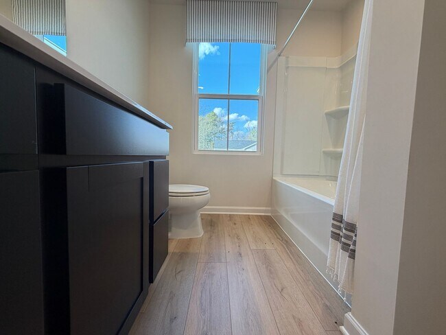 Building Photo - 59 Glacier Ave