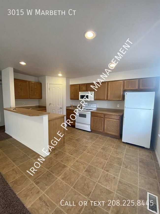 Building Photo - 3015 W Marbeth Ct