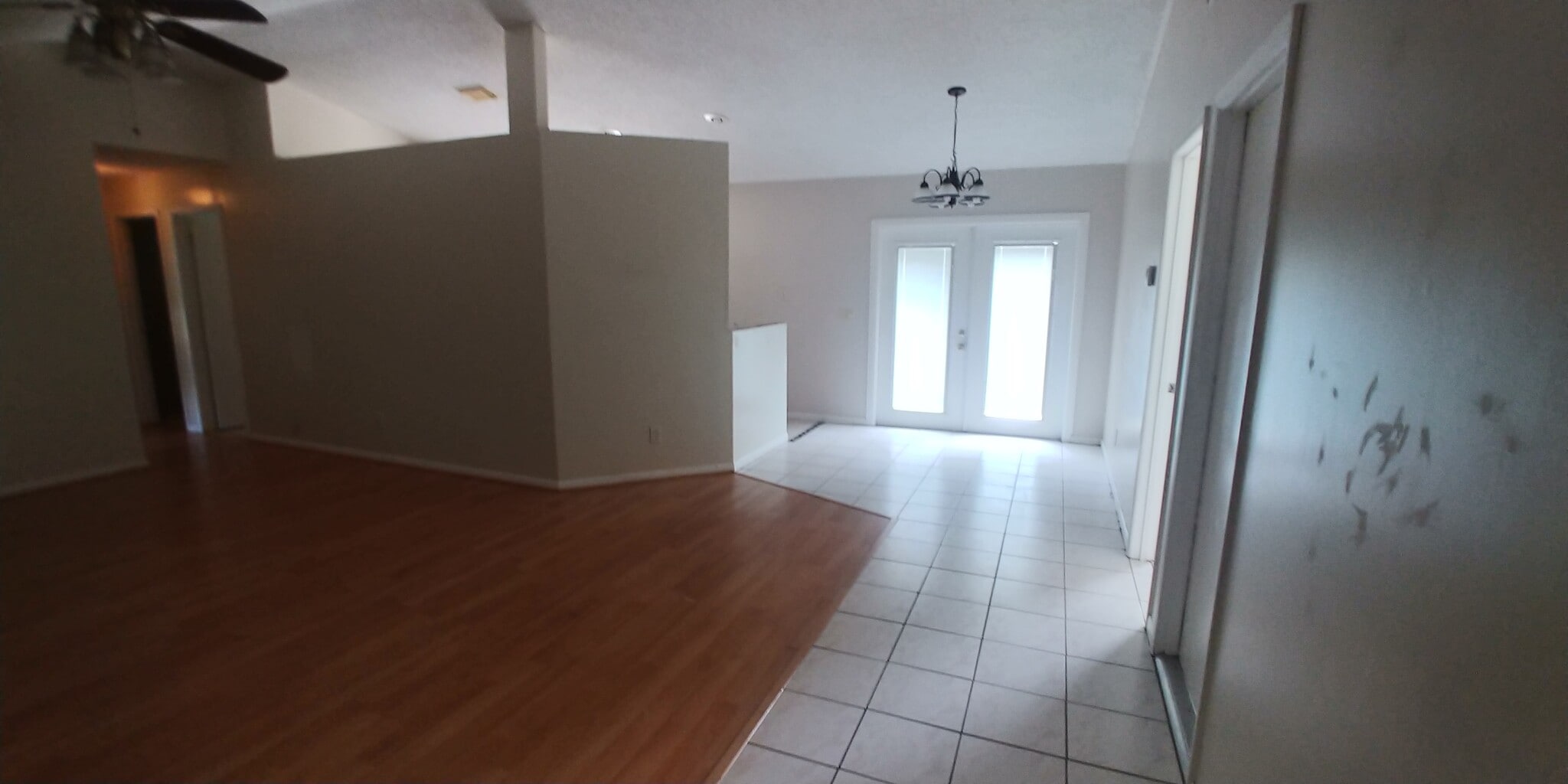 Building Photo - 2180 SW Pamona St