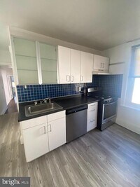 Building Photo - 3700 Midvale Ave