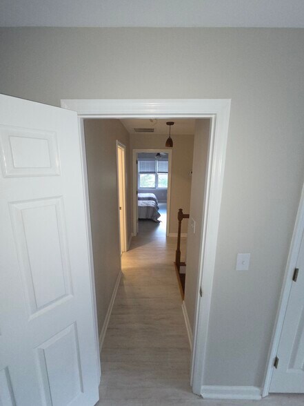Building Photo - 321 Dulaine Cv