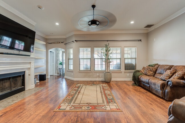 Building Photo - 6905 91st St