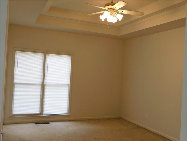 Building Photo - 1570 Hill Crossing Ct