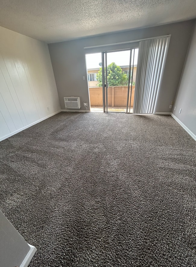 Interior Photo - Spring Glen Apartments