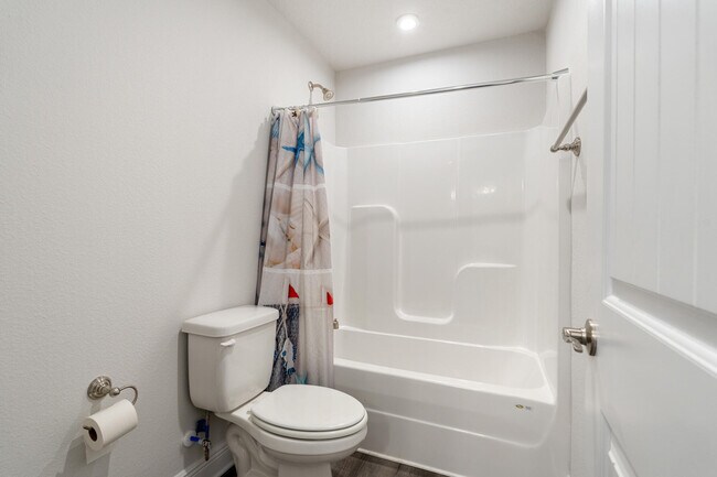 Building Photo - 113 Ridgeway Cir