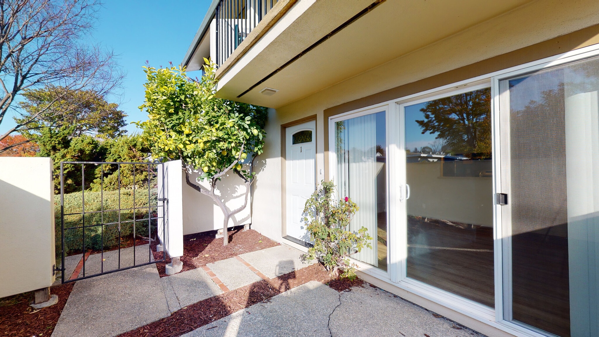 Building Photo - 950 Chula Vista Ave