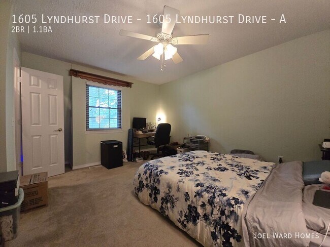 Building Photo - 1605 Lyndhurst Dr
