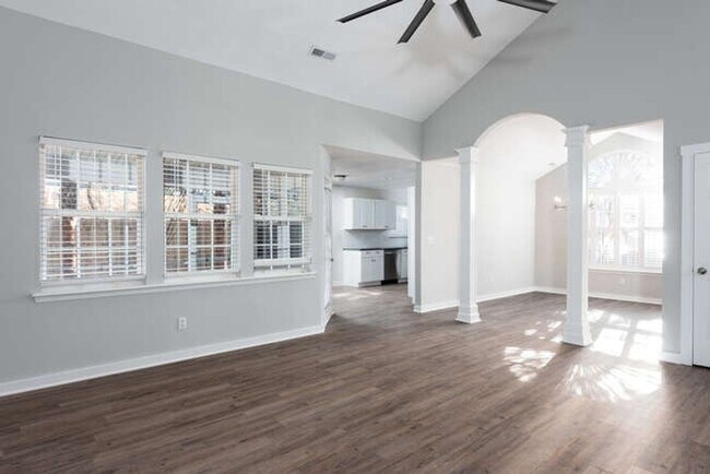 Building Photo - 1291 Chatfield St